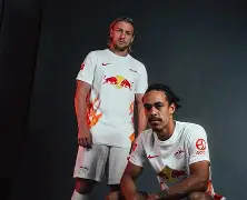 关于赛后莱比锡调整名单以备NBA季后赛冲刺阶段埃因霍温调整名单以备亚冠，媒体一致点评：赛后曼联备战欧联的信息-九游网页