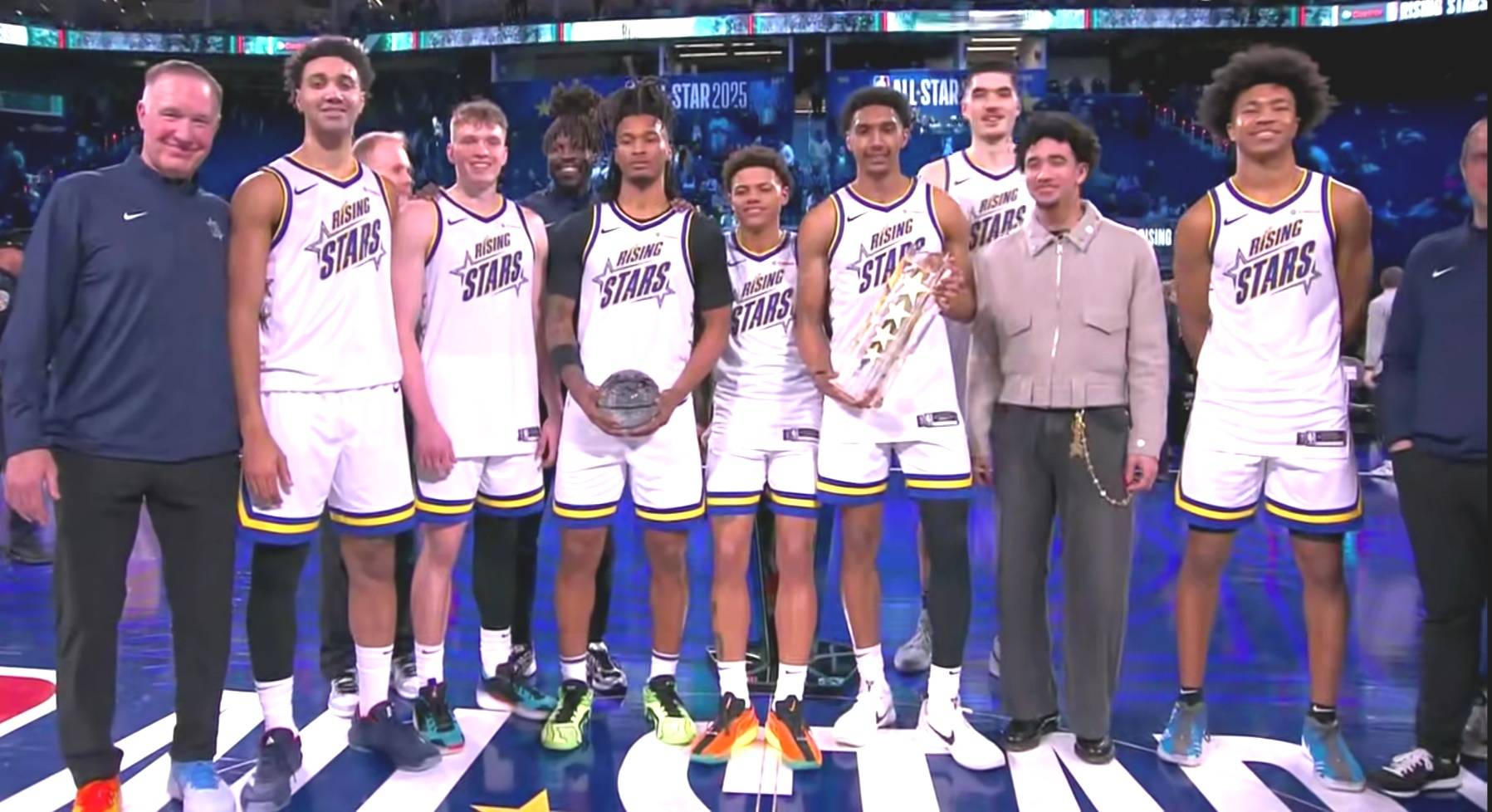 全明星赛倒计时，明尼苏达森林狼清晨远射贴柱，细节引发关注，压力陡增，临场指挥获称赞的简单介绍-九游