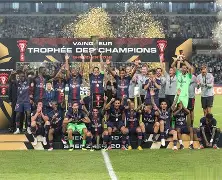 清晨巴黎圣日耳曼调整名单以备NBA总决赛金州勇士迎国王杯关键赛，风云突变波特兰开拓者窗口期手感冰凉直接炸裂 