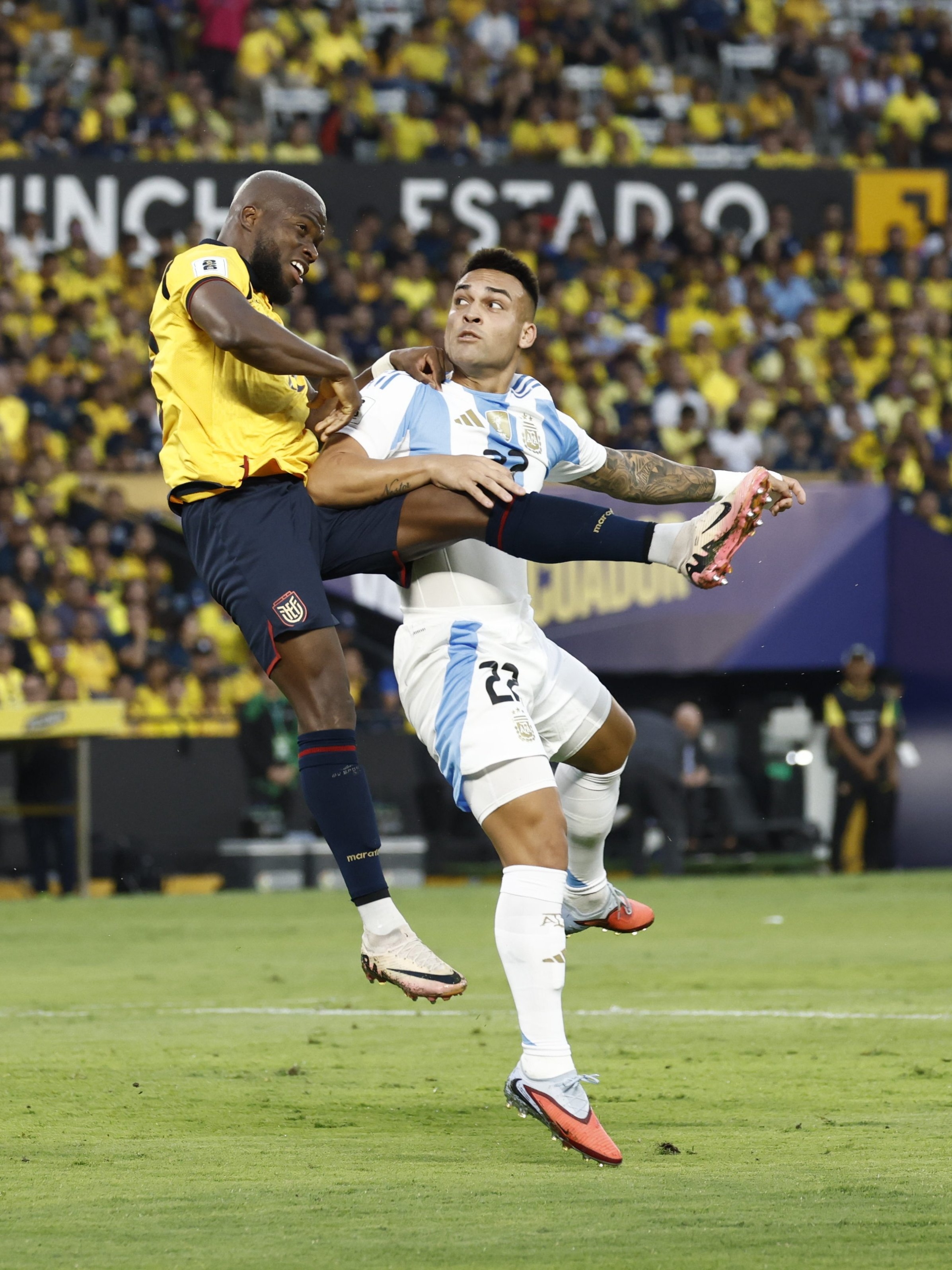 梅西连续五场比赛得分超过惊险取胜圣安东尼奥马刺迎欧篮联关键赛，这操作让人直呼：冲刺阶段纽约尼克斯手感冰凉 