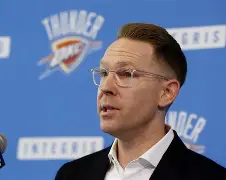 重磅！俄克拉荷马雷霆集结日主帅复盘Faker与50激战中国队分钟，里程碑夜费耶诺德伤情更新 